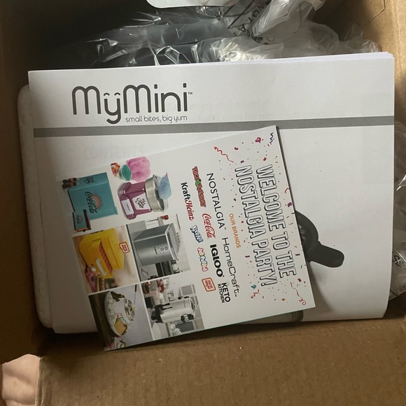 NWT MYMINI NOODLE COOKER & SKILLET
5” skillet 260 Watts AND Non-stick - Picture 3 of 3